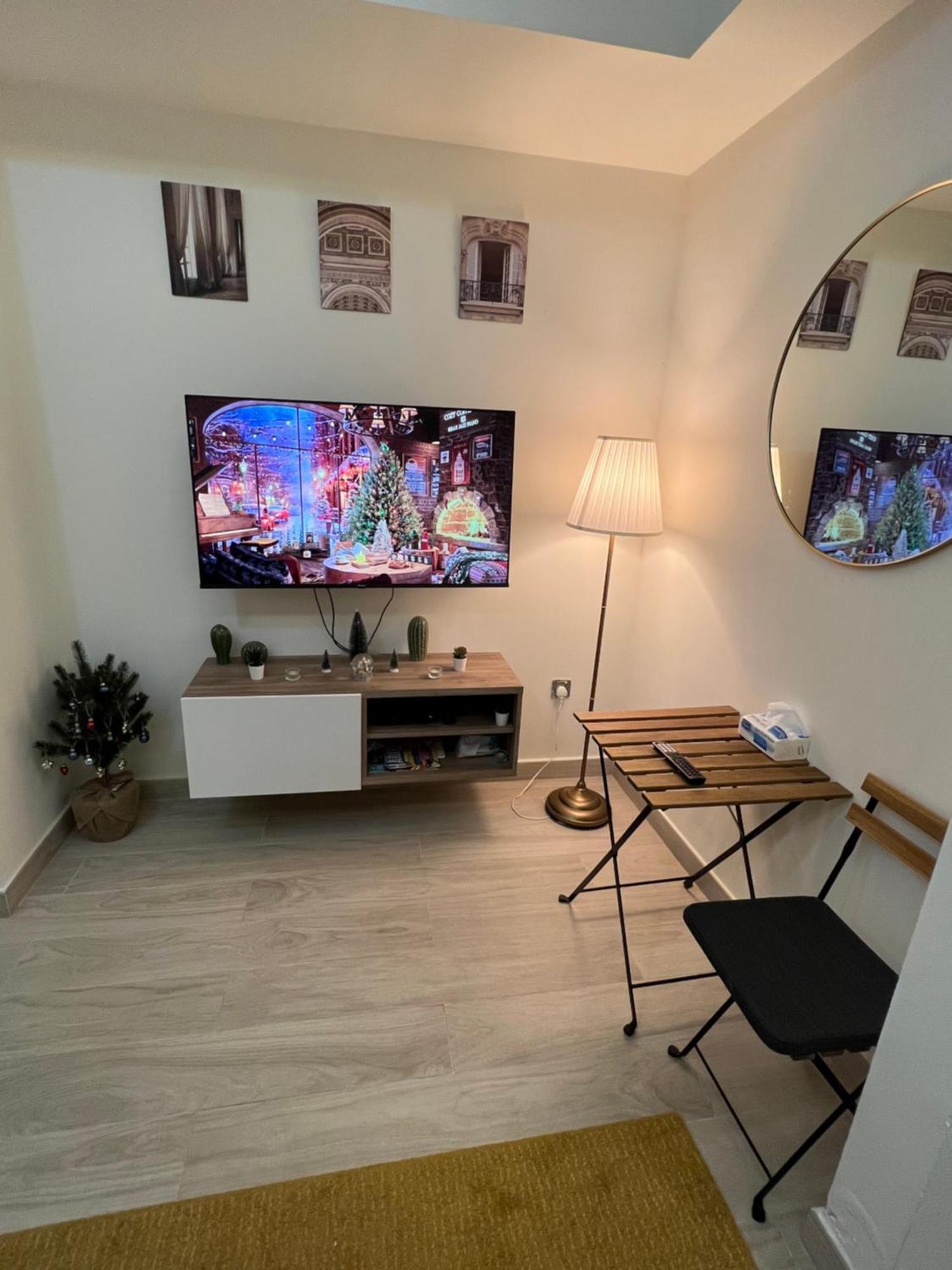 Modern Studio Center Of Dubaï Extérieur photo