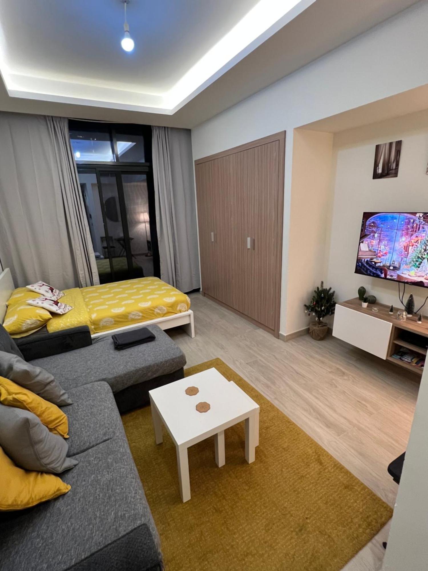Modern Studio Center Of Dubaï Extérieur photo